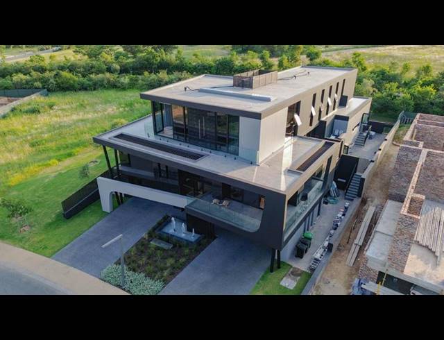 5 BEDROOM HOUSE FOR SALE IN STEYN CITY